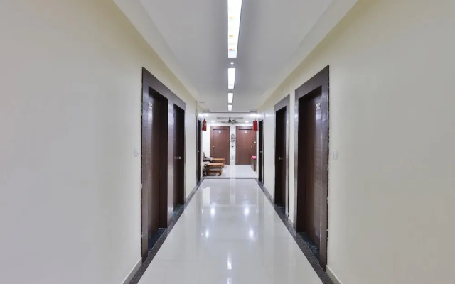 OYO 11985 Hotel Khushboo