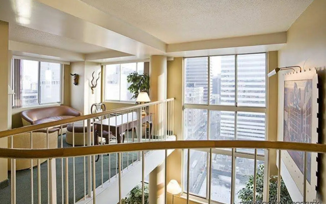 Garfield Suites Hotel