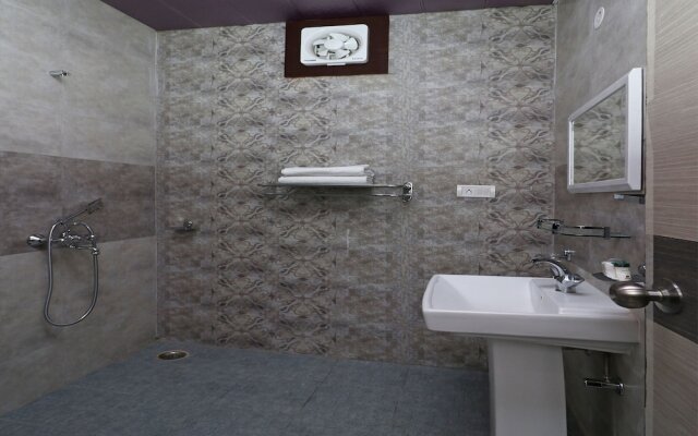 OYO 11876 Rock Resort