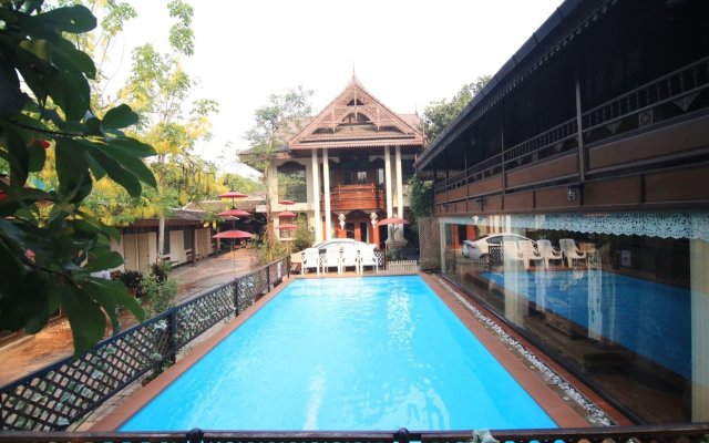 Pha Thai House