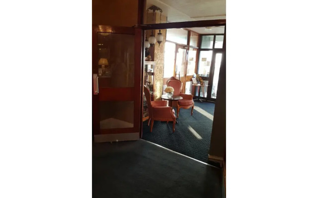 Seaward Hotel