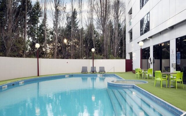 Crowne Plaza Canberra by IHG