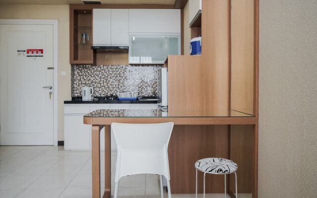 Comfortable And Homey 1Br Apartment At Silkwood Residences
