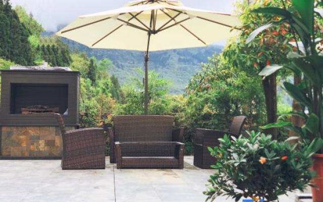 Home stay in the mountains – Outside – Enshi Prefecture