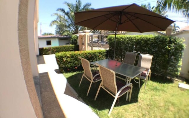 Baan TonPalm Pool Villa Huahin