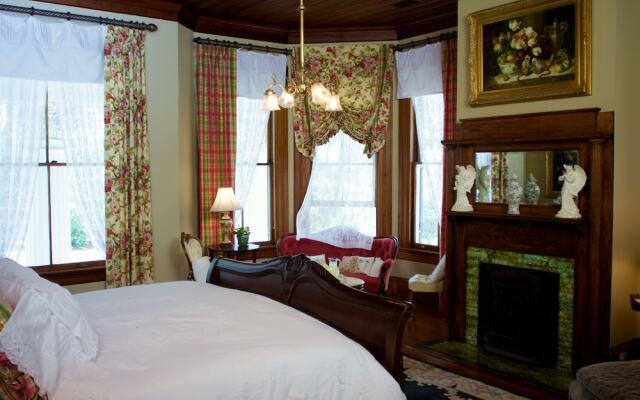 Rosemary Inn Bed & Breakfast