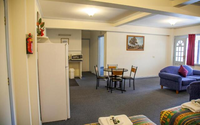 Cherry Lane Apartments