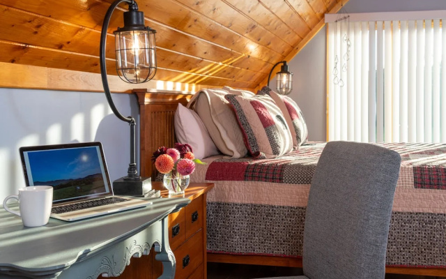 The Inn at OxBow Acres