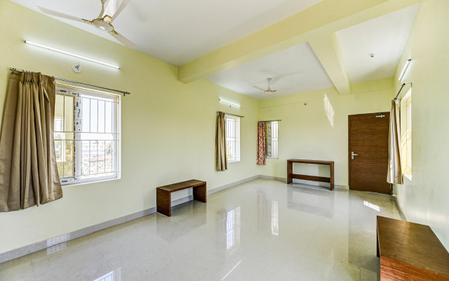 Capital O 86823 Hotel Subhadarsan