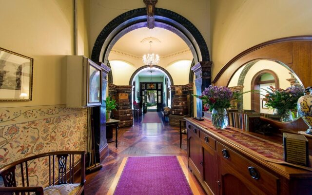 Vacy Hall Historic Guesthouse