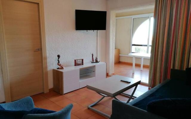 Appartement les pieds dans l'eau 300 m plage - 2 piscines