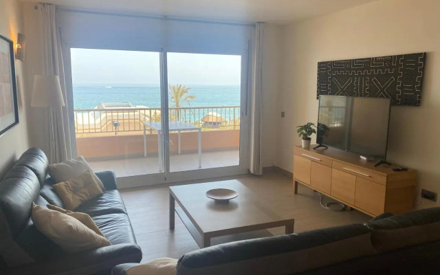 Albamar frontline Beach apartment 3 bedrooms