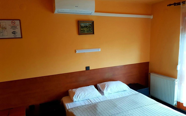 Attila Hotel Budapest
