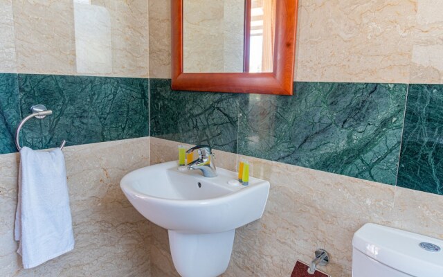 Villa Adonis - Sandy Beach Villas