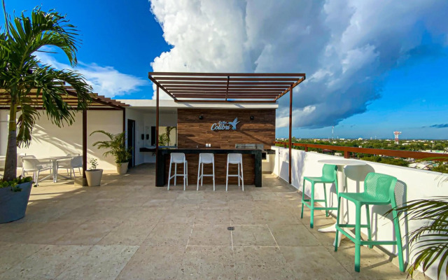 Luxury Condo 10 min walk from the Beach