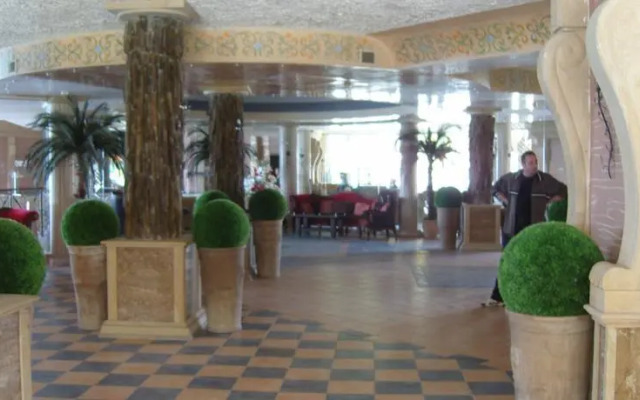 GT Atrium Beach Apartments