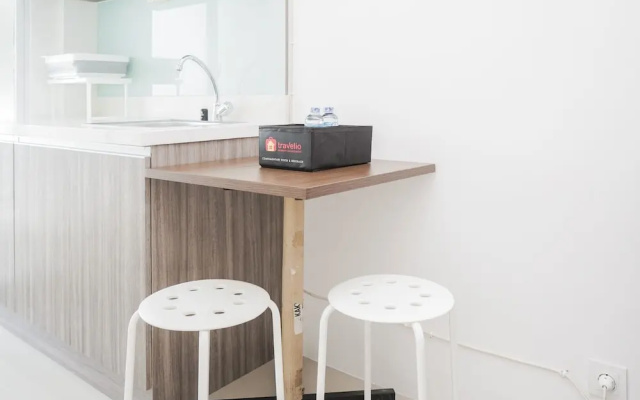 Comfortable 1BR Apartment at Vittoria Residence