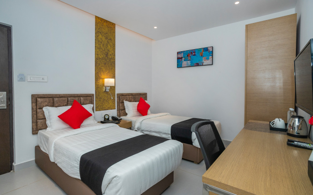 Vihaari 24 Business Hotel