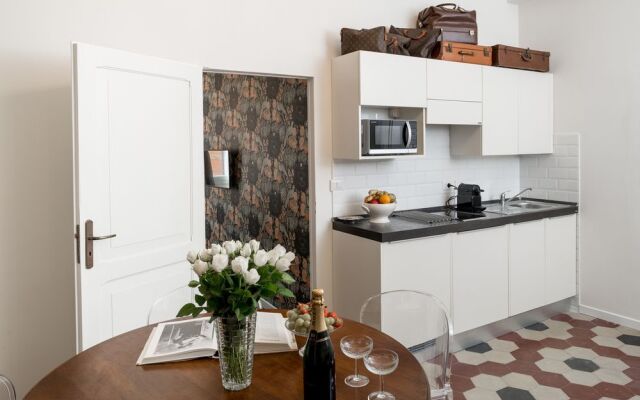L'8 Boutique Apartments