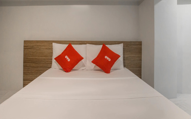 Circuit Hostel