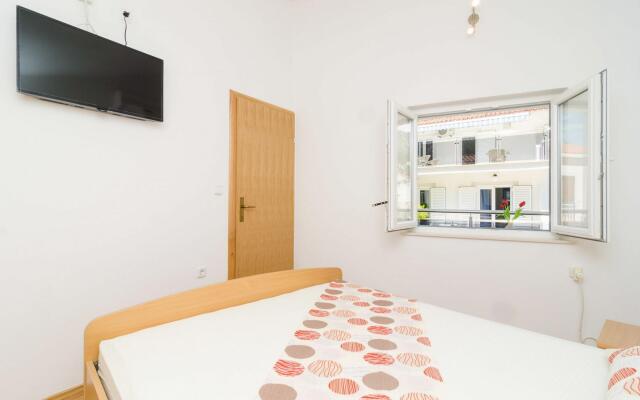 Bari - 10 km from airport - A2(2+1)