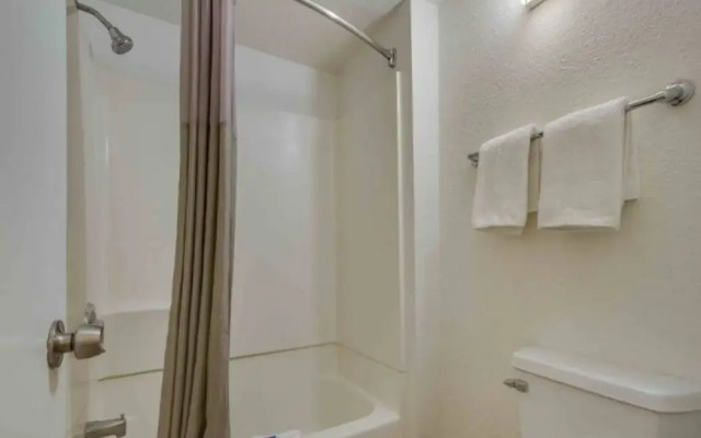 Motel 6 Tempe, AZ - Broadway - ASU