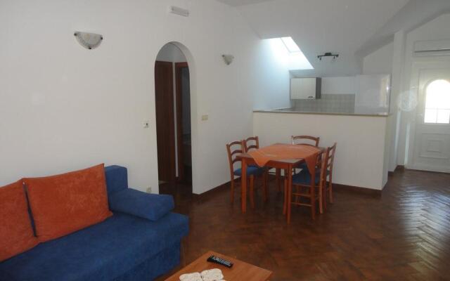 Apartments Marija-slano