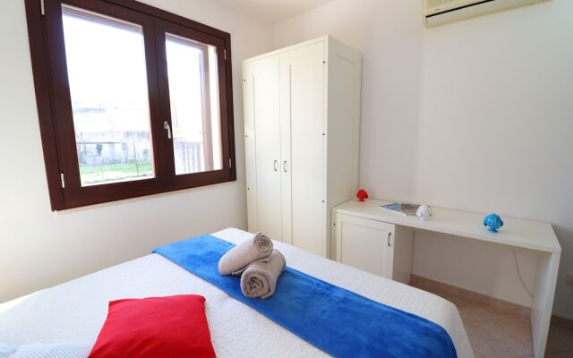 House Holidays Yasmine To Otranto 6 Places