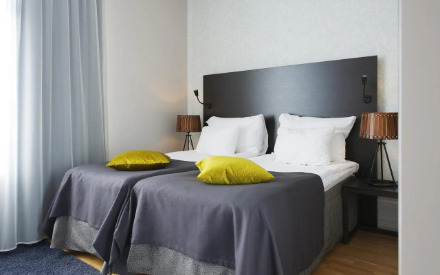 Home Hotel Plaza