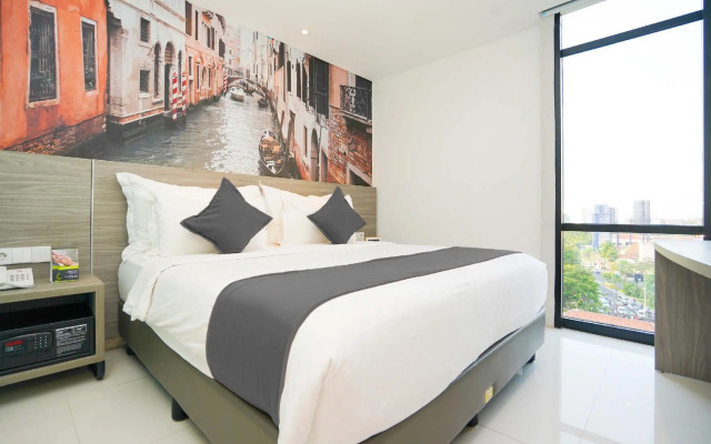 The Life Styles Hotel Surabaya