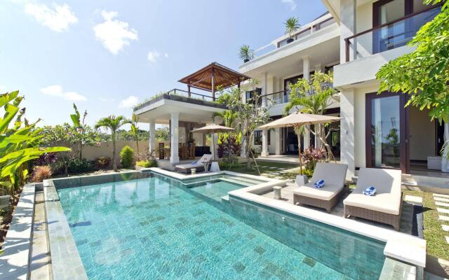 Casa de Balangan by Exotiq Villa Holidays