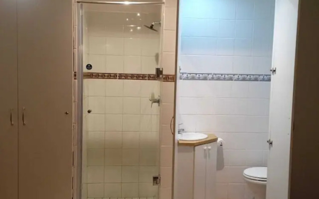 Beautiful House Fully up for Rental