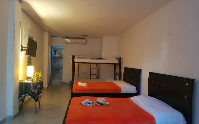 Hotel Gairaca Real