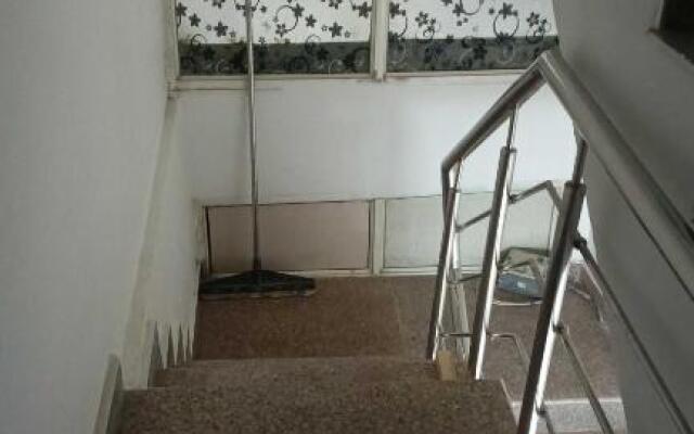 OYO Home Royal Pink World