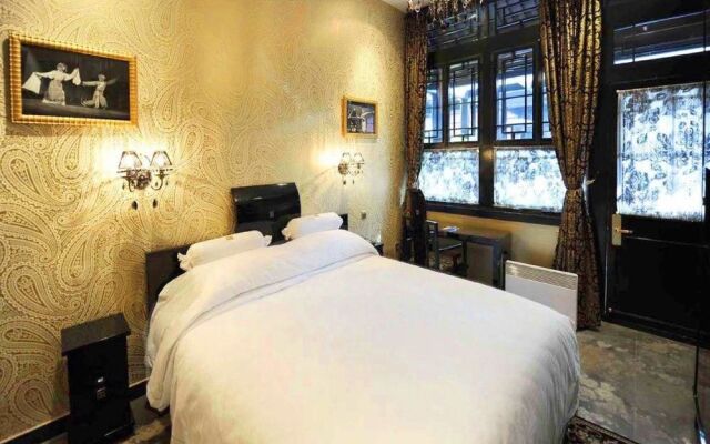 Duge Boutique Hotel