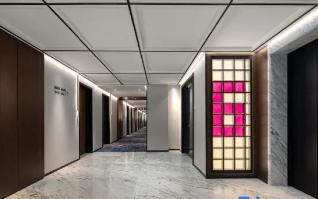 Wanda Moments Hotel Taiyuan South Station