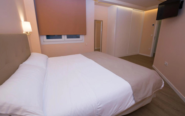 Luxury Ocean Beach Apartment