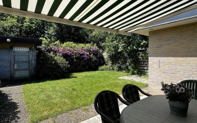 Amazing Bungalow With Sunny Garden