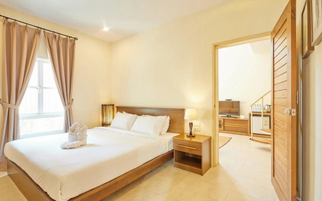 Talay Hotel & Villa