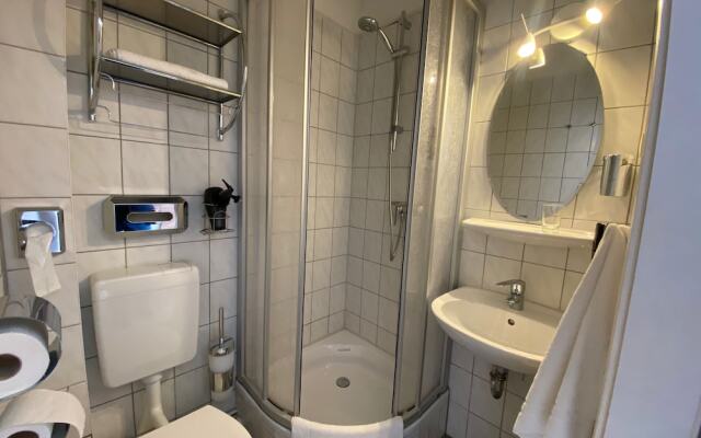 Hotel Pension Zum Alten Fährhaus