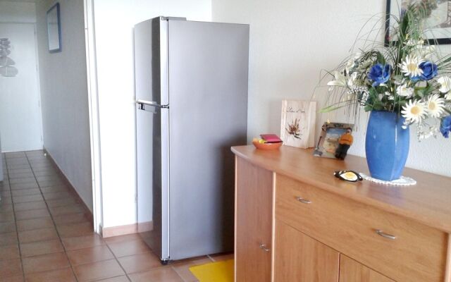 Apartment With one Bedroom in Saint-cyprien, With Wonderful sea View,