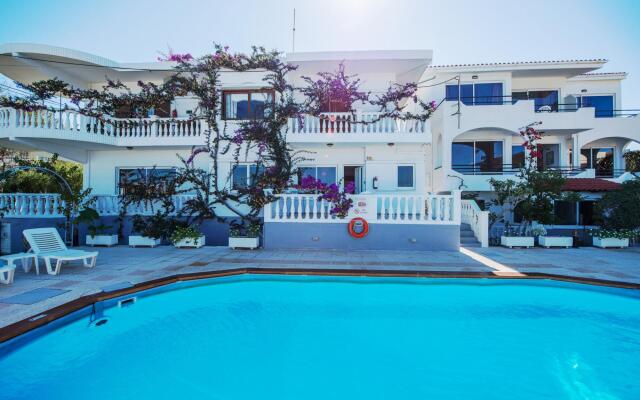 Rouladina Apt 3 in Stalos