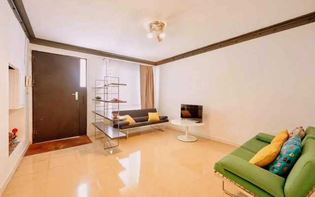 Casa de Pueblo junto Barcelona Centro