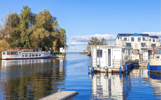 Nice Apartment in Rechlin With 2 Bedrooms and Wifi