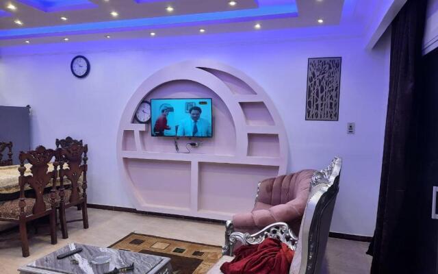 شقة عباس العقاد سوبر لوكس 702 للعائلات فقط