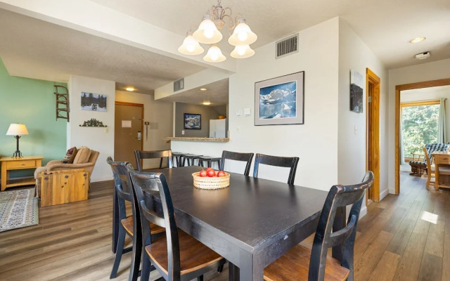 1607 Quicksilver 2 Bedroom Condo by RedAwning