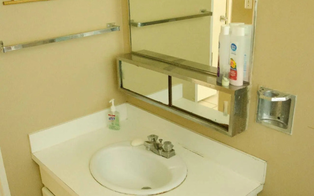 Seawind On the Bay - Apartments