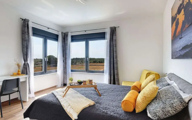 Apartment in Croatia Near Scenic Coastline