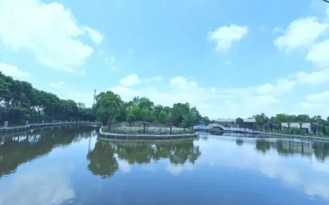 Chongming No. 1 Manor