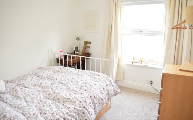 Holloway 3 Bedroom Apartment With Garden